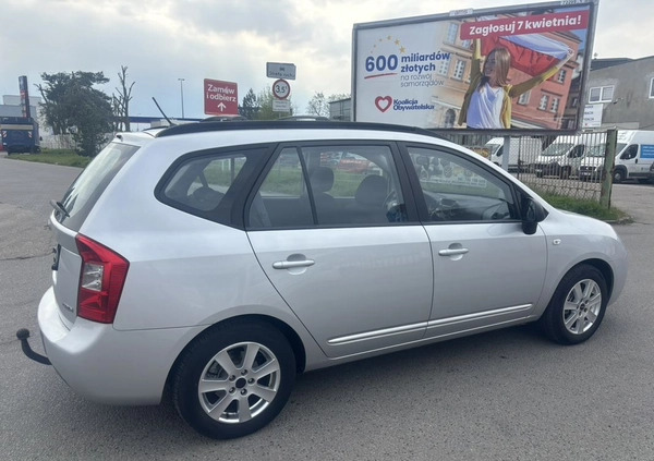Kia Carens cena 14900 przebieg: 199000, rok produkcji 2008 z Szczecin małe 742